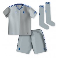 Billiga Everton Dwight McNeil #7 Barnkläder Tredje fotbollskläder till baby 2023-24 Kortärmad (+ Korta byxor)